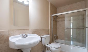 5015 Charmian Dr, Santa Rosa, CA 95409