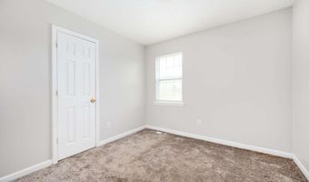 244 Lawrence St, Adairsville, GA 30103