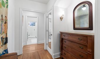 27 Prospect Hill Rd, Branford, CT 06405