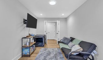 400 Anchor Ave, Beachwood, NJ 08722
