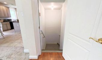 203 Cynwyd Dr, Absecon, NJ 08201