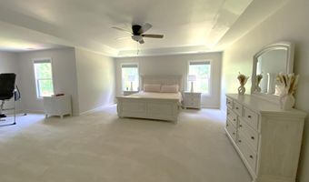 1126 Woodlands Creek Way, Apex, NC 27502