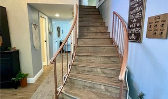 2246 Windsor Dr, Henderson, NV 89014