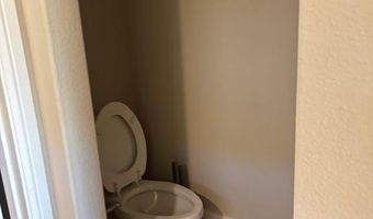 608 Breckenridge Park Dr, Alvarado, TX 76009