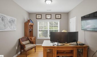 191 Gossamer Dr, Boiling Springs, SC 29316