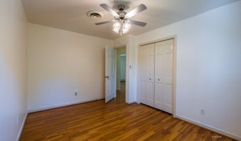 49 Canterbury Dr, Athens, OH 45701