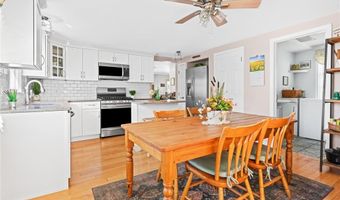 76 W Allenton Rd, North Kingstown, RI 02852
