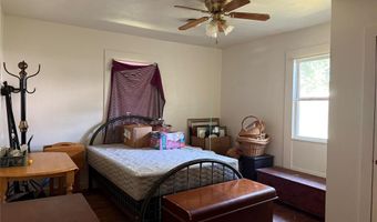 607 N Kirk St, Hico, TX 76457
