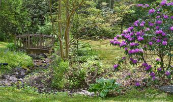 145 Fox Glen Dr, Arden, NC 28704