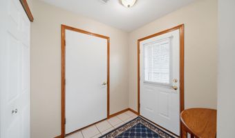 2503 Lakewood Dr, Adrian, MI 49221