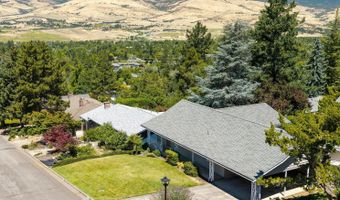1150 Hillview Dr, Ashland, OR 97520