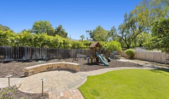 10933 Sunray Pl, La Mesa, CA 91941