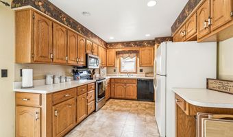 2406 S FOUNTAIN Ave, Appleton, WI 54915