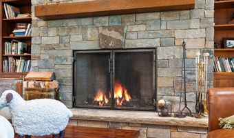 13544 River Run Loop, Bigfork, MT 59911