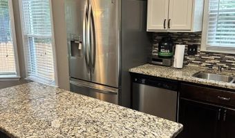 137 BROADMOOR Ln, Alabaster, AL 35007