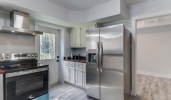 12778 Tiffany Ln, Biloxi, MS 39532