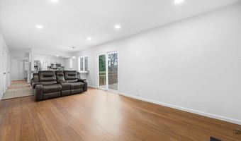 8228 TRIPLE CROWN Rd, Bowie, MD 20715