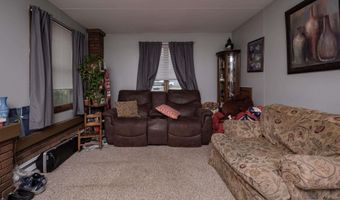306 W 2ND St, Annawan, IL 61234
