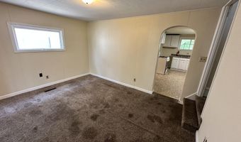 2011 7th Ave, Altoona, PA 16602
