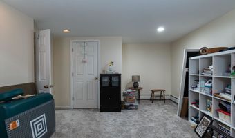 10 Spruce Ln, Barre, VT 05641