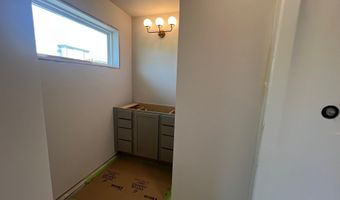 2813 Crinkle Root Dr, Fitchburg, WI 53711