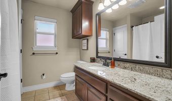 916 Isabella Ln, Altus, OK 73521