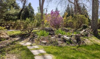246 Long Hwy, Little Compton, RI 02837