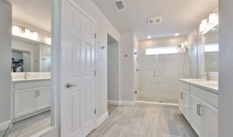 5511 DEL CORONADO Dr, Apollo Beach, FL 33572