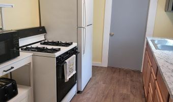 60 Summit St, Baileyville, ME 04694