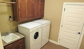 1705 SW Hayfield Ave, Bentonville, AR 72713