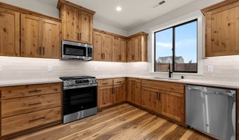 916 SE 35TH St, Battle Ground, WA 98604