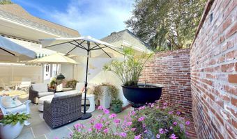 1342 Applewood Rd, Baton Rouge, LA 70808