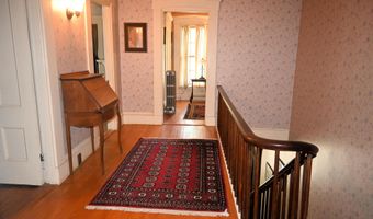 151 Kenduskeag Ave, Bangor, ME 04401