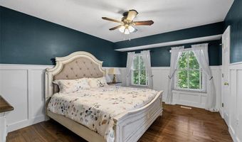 126 Asilomar Ct, Ballwin, MO 63021