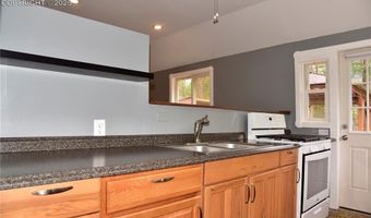 9017 Pine Ave, Beulah, CO 81023