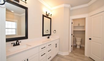 42 Tummell Dr, Bella Vista, AR 72715