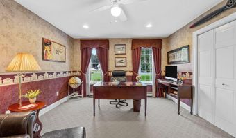29 Weatherdeck Dr, Bourne, MA 02532