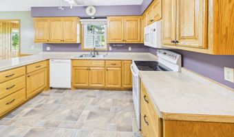 32814 Spunk Tree Cir, Avon, MN 56310