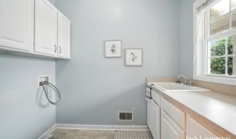 9337 Andrew Farms Dr, Alto, MI 49302