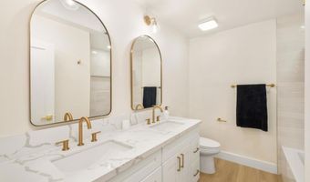 2070 Basswood Ave, Carlsbad, CA 92008
