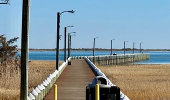 8801 BAY RIDGE Dr, Berlin, MD 21811