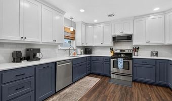1918 Stonehenge Dr, Bartlesville, OK 74006