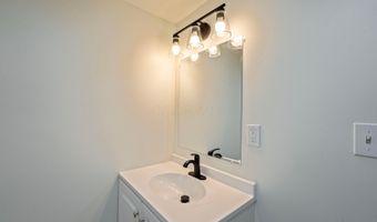 6088 Bernice St SW, Amanda, OH 43102