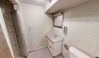 2631 Navarre Rd, Casper, WY 82604