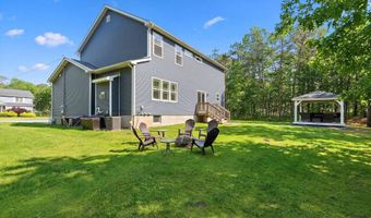 555 Egenolf Pl, Bayville, NJ 08721