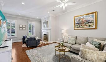 100 Ansonborough 307, Athens, GA 30605