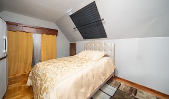 20 W 22ND St, Bayonne, NJ 07002
