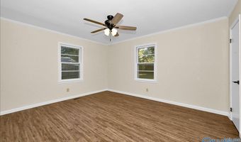 806 6th St NE, Arab, AL 35016