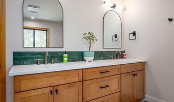 1767 NW Okane Ct, Bend, OR 97703