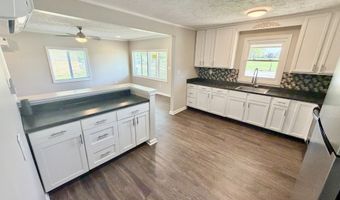 110 Cook St, Alexandria, IN 46001